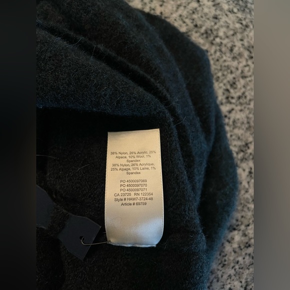 Aritzia Wilfred Free Sweater (Dark Green) - Size Medium - Picture 5 of 5